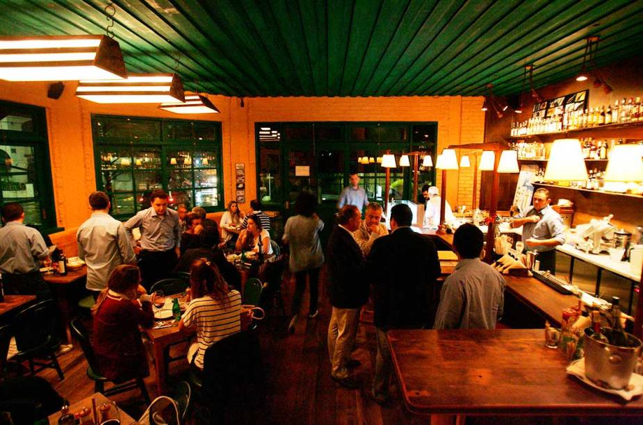 <a href="https://viajeaqui.abril.com.br/estabelecimentos/br-sp-sao-paulo-restaurante-taberna-474" rel="Taberna 474, São Paulo: " target="_blank"><strong>Taberna 474, São Paulo: </strong></a> Cardápio regado à frutos do mar. Destaques para: bacalhau na brasa, ostras e sardinhas assadas. <a href="https://viajeaqui.abril.com.br/estabelecimentos/br-sp-sao-paulo-restaurante-taberna-474" rel="Taberna 474, São Paulo: " target="_blank"><strong>Taberna 474, São Paulo: </strong></a> Cardápio regado à frutos do mar. Destaques para: bacalhau na brasa, ostras e sardinhas assadas.