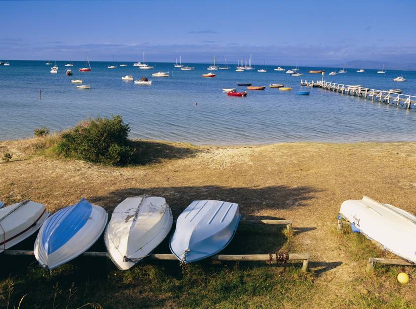 Praia de Cottesloe, em Perth, banha pelo oceano índico Praia de Cottesloe, em Perth, banha pelo oceano índico