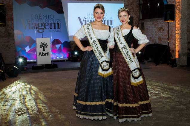 As princesas da Oktobergest de Blumenau (SC) Malu de Oliveira e Daniela Spezia As princesas da Oktobergest de Blumenau (SC) Malu de Oliveira e Daniela Spezia