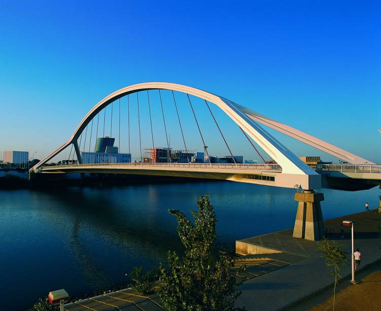 Ponte de La Barqueta, em Sevilha