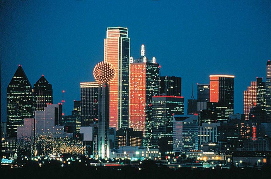 <strong>QUATRO NOITES COM PASSEIO EM <a href="https://viajeaqui.abril.com.br/cidades/estados-unidos-dallas" rel="DALLAS" target="_self">DALLAS</a></strong>        <strong>ONDE:</strong> 4 noites no <a href="https://bit.ly/b_wstrn" rel="Best Western City Place Inn" target="_blank">Best Western City Place Inn</a>, com City Pass que dá acesso a quatro atrações da cidade.        <strong>QUANDO:</strong> Em 15/11.        <strong>QUEM LEVA: </strong>A <a href="https://cvc.com.br" rel="CVC" target="_blank">CVC</a>         <strong>QUANTO: </strong>US$ 711