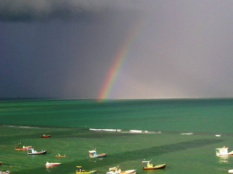 <strong>3. <a href="https://viajeaqui.abril.com.br/cidades/br-pe-recife" rel="Recife (PE)" target="_blank">Recife (PE)</a></strong>    Um dos pontos de encontro da cidade é a Galeria Joana DArc, no Pina; ali, fica o restaurante italiano <a href="https://viajeaqui.abril.com.br/estabelecimentos/br-pe-recife-restaurante-la-pasta-galleria" rel="Galeria" target="_blank">La Pasta Galleria</a>