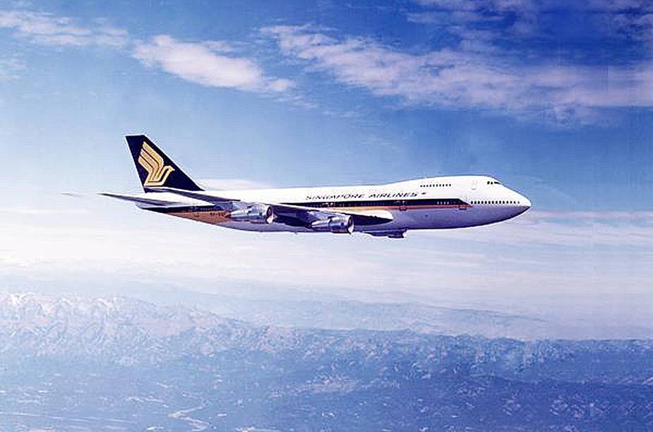 <strong>Melhor Companhia Aérea Internacional: <a href="https://www.singaporeair.com/SAA-flow.form" rel="Singapore Airlines" target="_blank">Singapore Airlines</a></strong>