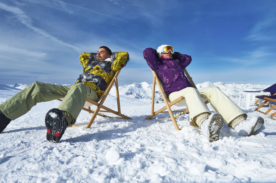 O après-ski: relaxadão, na neve, como se fosse praia O après-ski: relaxadão, na neve, como se fosse praia