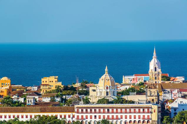 <strong><a href="https://viajeaqui.abril.com.br/cidades/colombia-san-andres" rel="San Andrés" target="_blank">San Andrés</a> - SEIS NOITES COM CARTAGENA </strong> 3 noites em Cartagena, no <a href="https://regattacartagena.com" rel="Regatta" target="_blank">Regatta</a>, e 3 em San Andrés, no <a href="https://hotelarenablanca.com.co" rel="Arena Blanca" target="_blank">Arena Blanca</a>. Com passeios. Até 21/7. <strong>Quem leva:</strong> <a href="https://tgk.tur.br" rel="TGK " target="_blank">TGK </a>(33283-3233) <strong>Quanto:</strong> desde US$ 1 641 <strong><a href="https://viajeaqui.abril.com.br/cidades/colombia-san-andres" rel="San Andrés" target="_blank">San Andrés</a> - SEIS NOITES COM CARTAGENA </strong> 3 noites em Cartagena, no <a href="https://regattacartagena.com" rel="Regatta" target="_blank">Regatta</a>, e 3 em San Andrés, no <a href="https://hotelarenablanca.com.co" rel="Arena Blanca" target="_blank">Arena Blanca</a>. Com passeios. Até 21/7. <strong>Quem leva:</strong> <a href="https://tgk.tur.br" rel="TGK " target="_blank">TGK </a>(33283-3233) <strong>Quanto:</strong> desde US$ 1 641