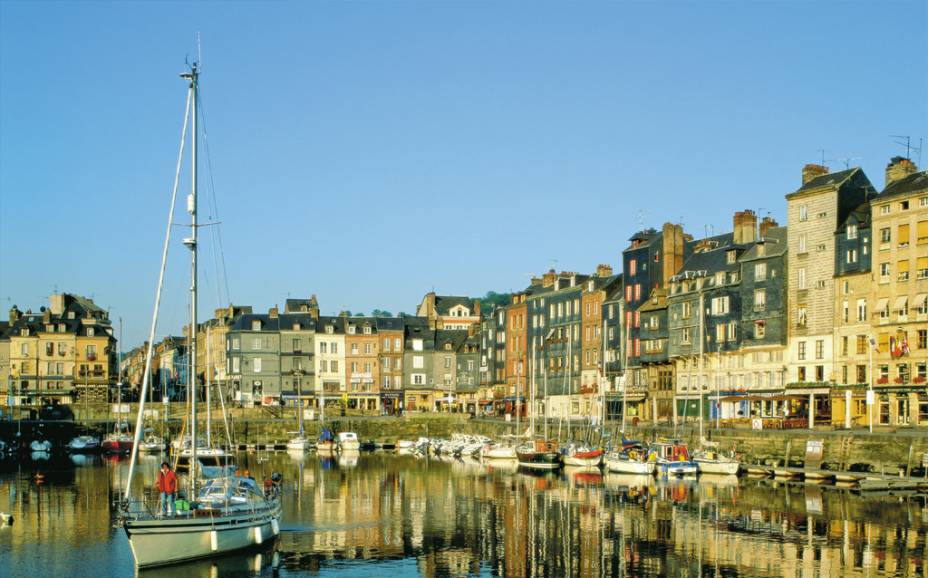 O cais de Honfleur, onde o Sena encontra o mar