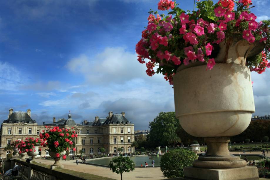 O Palácio de Luxemburgo, comissionado por Maria de Médicis