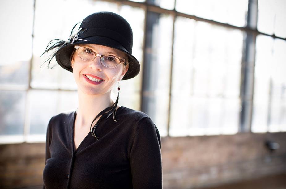 Na edição de 2014 do Festival Internacional de Inverno em Campos do Jordão (de 5 de julho a 3 de agosto), a compositora inglesa Anna Clyne (atual residente da Sinfônica de Chicago) será a compositora convidada. Entre as atividades, Anna dará aulas para a classe de composição e terá suas obras executadas pela Orquestra do Festival e outros grupos Na edição de 2014 do Festival Internacional de Inverno em Campos do Jordão (de 5 de julho a 3 de agosto), a compositora inglesa Anna Clyne (atual residente da Sinfônica de Chicago) será a compositora convidada. Entre as atividades, Anna dará aulas para a classe de composição e terá suas obras executadas pela Orquestra do Festival e outros grupos