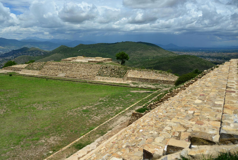 Atzompa foi ocupada de 650 a.C. a 800 d.C., estimam os arqueólogos