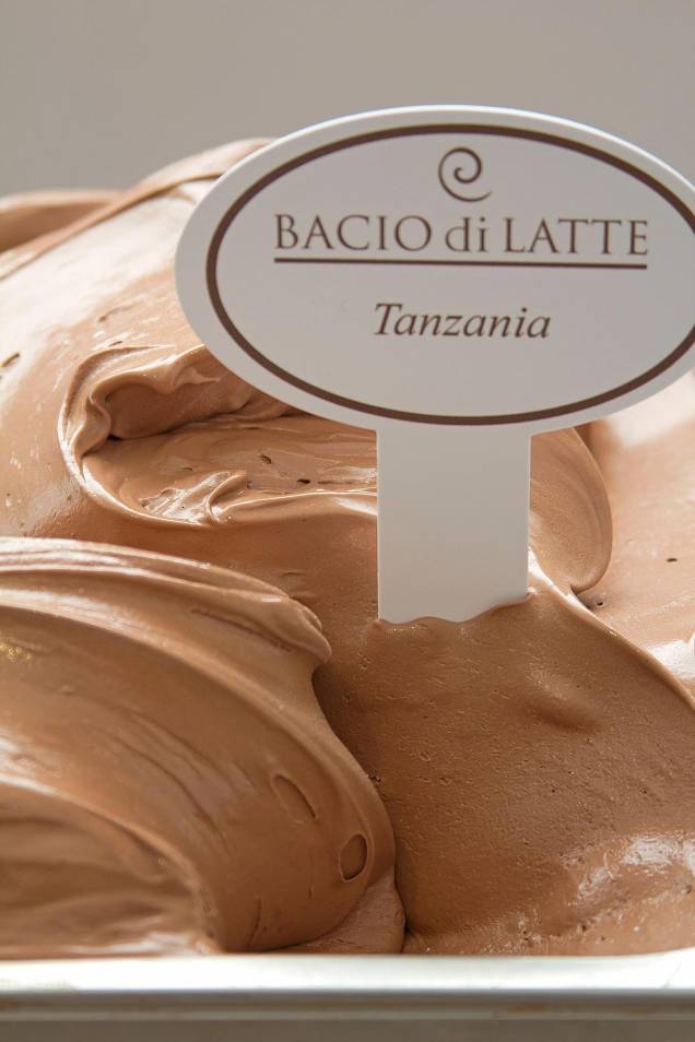 Vale a pena enfrentar as filas que se formam na <a href="https://viajeaqui.abril.com.br/estabelecimentos/br-sp-sao-paulo-restaurante-bacio-di-latte" rel="Bacio Di Latte" target="_blank"><strong>Bacio Di Latte</strong></a>, em <a href="https://viajeaqui.abril.com.br/cidades/br-sp-sao-paulo" rel="São Paulo (SP)" target="_blank">São Paulo (SP)</a>, para provar um dos cremosíssimos sabores de gelato Vale a pena enfrentar as filas que se formam na <a href="https://viajeaqui.abril.com.br/estabelecimentos/br-sp-sao-paulo-restaurante-bacio-di-latte" rel="Bacio Di Latte" target="_blank"><strong>Bacio Di Latte</strong></a>, em <a href="https://viajeaqui.abril.com.br/cidades/br-sp-sao-paulo" rel="São Paulo (SP)" target="_blank">São Paulo (SP)</a>, para provar um dos cremosíssimos sabores de gelato
