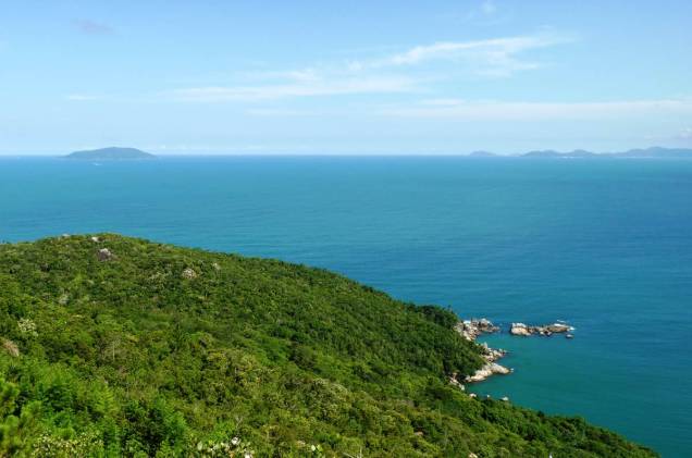 Morro do Macaco, o mirante mais famoso da cidade Morro do Macaco, o mirante mais famoso da cidade