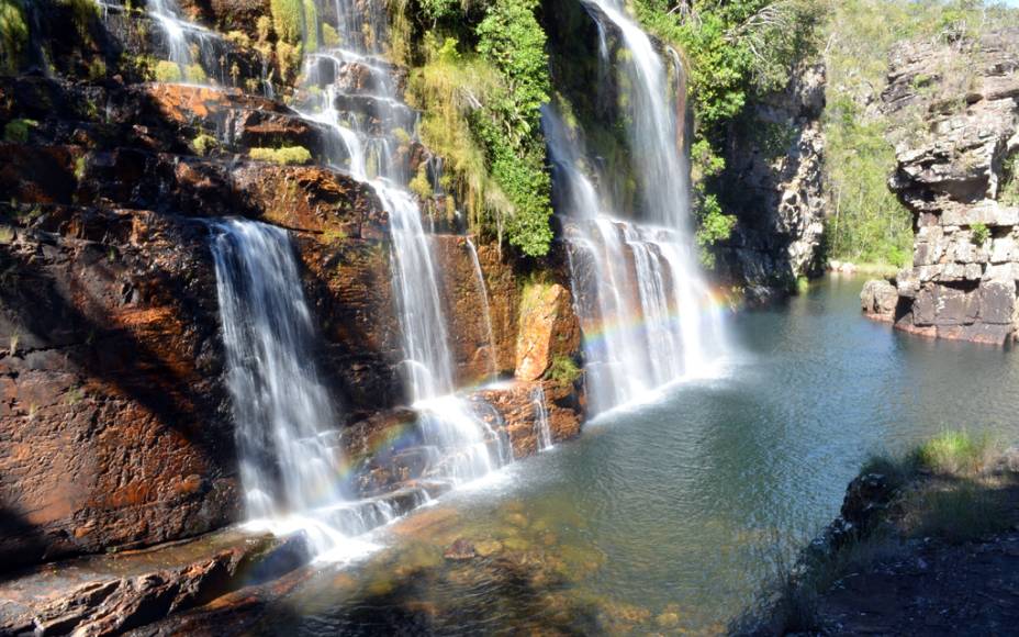 <a href="https://viajeaqui.abril.com.br/estabelecimentos/br-go-alto-paraiso-de-goias-atracao-cachoeira-almecegas" rel="Cachoeira Almécegas" target="_self">Cachoeira Almécegas</a> em <a href="https://viajeaqui.abril.com.br/cidades/br-go-alto-paraiso-de-goias" rel="Alto Paraíso de Goiás" target="_self">Alto Paraíso de Goiás</a>, a cidade com melhor infraestrutura da região da <a href="https://viajeaqui.abril.com.br/cidades/br-go-chapada-dos-veadeiros" rel="Chapada dos Veadeiros" target="_self">Chapada dos Veadeiros</a>, <a href="https://viajeaqui.abril.com.br/estados/br-goias" rel="Goiás" target="_self">Goiás</a>