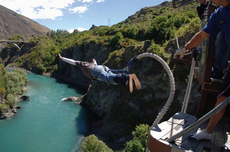 Bungy jump na ponte Kawarau