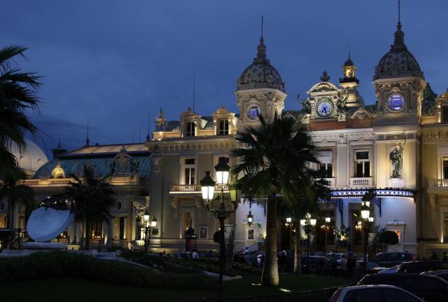 O Cassino de Monte Carlo - reduto dos ricaços (e de quem quer ser ricaço) em Mônaco O Cassino de Monte Carlo - reduto dos ricaços (e de quem quer ser ricaço) em Mônaco