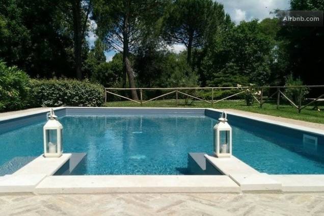 <a href="https://www.airbnb.co.uk/rooms/241083" rel="6. Toscana, Itália" target="_blank"><strong>6. Toscana, Itália</strong></a> No castelo de São Fabiano também é possível fazer aulas de culinária, tours para provar vinhos e até passeios de balão <a href="https://www.airbnb.co.uk/rooms/241083" rel="6. Toscana, Itália" target="_blank"><strong>6. Toscana, Itália</strong></a> No castelo de São Fabiano também é possível fazer aulas de culinária, tours para provar vinhos e até passeios de balão