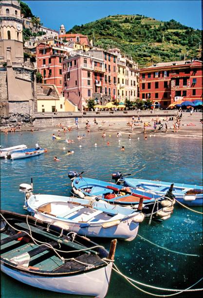 <strong><a href="https://viajeaqui.abril.com.br/cidades/italia-cinque-terre" target="_blank">Cinque Terre</a> - <a href="https://viajeaqui.abril.com.br/paises/italia" target="_top">Itália</a> </strong>