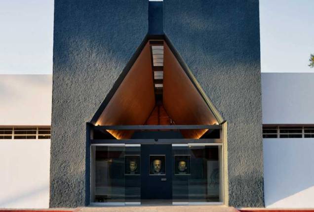<strong>Comalcalco</strong><br />Remodelado em 2012, o museu de sítio de Comalcalco teve as instalações modernizadas e exibe extensa coleção com o material retirado durante as escavações empreendidas pelos arqueológos. Destaque para os ladrilhos pictografados utilizados nas construções <strong>Comalcalco</strong><br />Remodelado em 2012, o museu de sítio de Comalcalco teve as instalações modernizadas e exibe extensa coleção com o material retirado durante as escavações empreendidas pelos arqueológos. Destaque para os ladrilhos pictografados utilizados nas construções