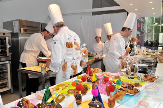 competição de confeitaria de classe mundial, reúne confeiteiros, chefs de sobremesa, chocolateiros e especialistas em sorvete competição de confeitaria de classe mundial, reúne confeiteiros, chefs de sobremesa, chocolateiros e especialistas em sorvete
