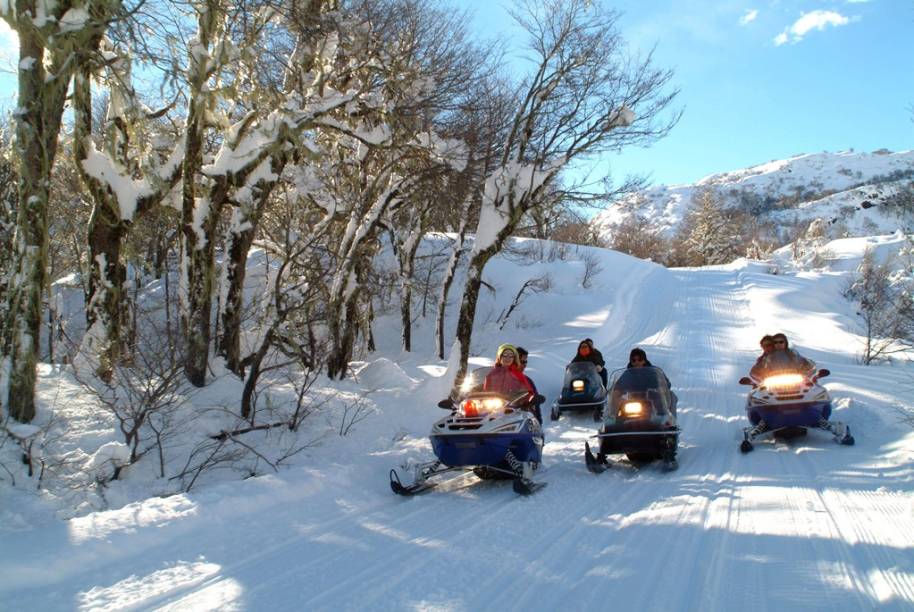 O snowmobile é uma das atividades de inverno em Chillán O snowmobile é uma das atividades de inverno em Chillán