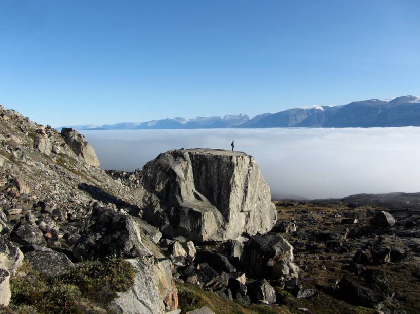 <strong>Ilha de Uummannaq, Groenlândia</strong> A Groenlândia é a maior ilha do mundo e é um território autônomo do Reino da Dinamarca. <a href="https://www.booking.com/searchresults.pt-br.html?aid=332455&lang=pt-br&sid=eedbe6de09e709d664615ac6f1b39a5d&sb=1&src=index&src_elem=sb&error_url=https%3A%2F%2Fwww.booking.com%2Findex.pt-br.html%3Faid%3D332455%3Bsid%3Deedbe6de09e709d664615ac6f1b39a5d%3Bsb_price_type%3Dtotal%26%3B&ss=Groenl%C3%A2ndia&ssne=Ilhabela&ssne_untouched=Ilhabela&checkin_monthday=&checkin_month=&checkin_year=&checkout_monthday=&checkout_month=&checkout_year=&no_rooms=1&group_adults=2&group_children=0&from_sf=1&ss_raw=Groenl%C3%A2ndia&ac_position=0&ac_langcode=xb&dest_id=84&dest_type=country&search_pageview_id=290671adc2fb02de&search_selected=true&search_pageview_id=290671adc2fb02de&ac_suggestion_list_length=2&ac_suggestion_theme_list_length=0" target="_blank" rel="noopener"><em>Busque hospedagens na Groenlândia no Booking.com</em></a><a href="https://www.booking.com/searchresults.pt-br.html?aid=332455&lang=pt-br&sid=eedbe6de09e709d664615ac6f1b39a5d&sb=1&src=index&src_elem=sb&error_url=https%3A%2F%2Fwww.booking.com%2Findex.pt-br.html%3Faid%3D332455%3Bsid%3Deedbe6de09e709d664615ac6f1b39a5d%3Bsb_price_type%3Dtotal%26%3B&ss=Groenl%C3%A2ndia&ssne=Ilhabela&ssne_untouched=Ilhabela&checkin_monthday=&checkin_month=&checkin_year=&checkout_monthday=&checkout_month=&checkout_year=&no_rooms=1&group_adults=2&group_children=0&from_sf=1&ss_raw=Groenl%C3%A2ndia&ac_position=0&ac_langcode=xb&dest_id=84&dest_type=country&search_pageview_id=290671adc2fb02de&search_selected=true&search_pageview_id=290671adc2fb02de&ac_suggestion_list_length=2&ac_suggestion_theme_list_length=0" target="_blank" rel="noopener"></a>