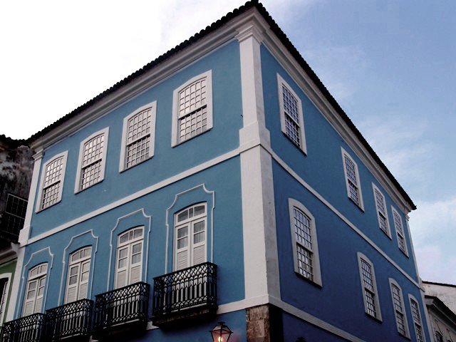 <strong>HOTEL-FAZENDA DO ANO - Fazenda Dona Carolina (Itatiba/SP)</strong>        Depois da mudança de composição societária, a fazenda de 1872 promoveu ampla reformulação, orçada em R$ 5 milhões. os quartos receberam TV de LCD 32, enxoval de 300 fios e amenities franceses – alguns também ganharam piso de madeira. Foi inaugurado ainda o quinto restaurante da hospedagem, e os funcionários passaram por capacitação orientada pelo Senac.