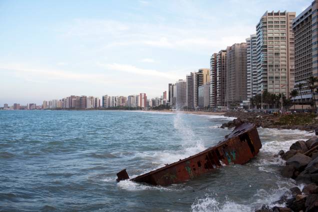 Para além do seu litoral, <strong><a href="https://viajeaqui.abril.com.br/cidades/br-ce-fortaleza" rel="Fortaleza" target="_self">Fortaleza</a></strong> é marcada por prédios, atrações culturais e ótimos restaurantes, que fortalecem a boa fama gastronômica do Nordeste Para além do seu litoral, <strong><a href="https://viajeaqui.abril.com.br/cidades/br-ce-fortaleza" rel="Fortaleza" target="_self">Fortaleza</a></strong> é marcada por prédios, atrações culturais e ótimos restaurantes, que fortalecem a boa fama gastronômica do Nordeste