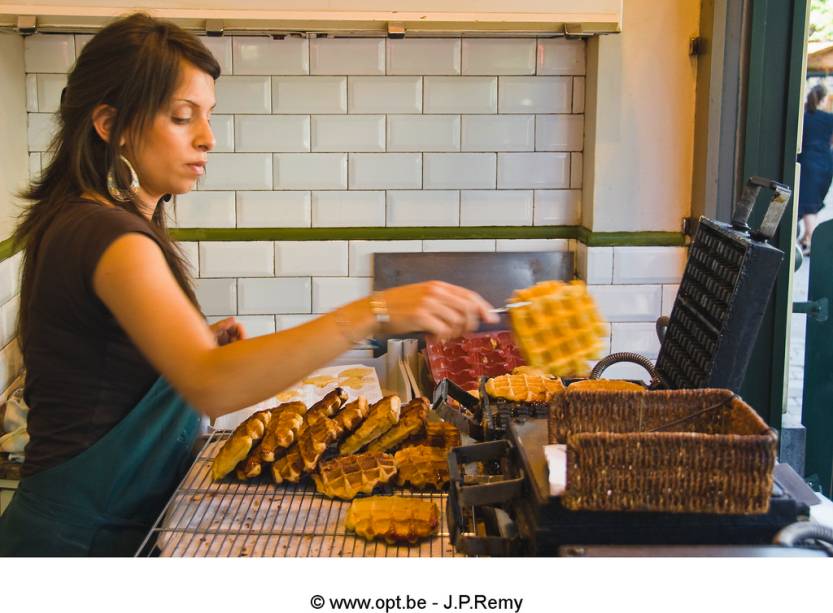 Waffles no Brasil são sinônimo de biscoitinhos bem sem graça. Na Bélgica, eles são um delicioso quitute, preparados na hora e cobertos com açúcar, caramelo, chocolate ou canela. A versão de Liége é uma das mais apreciadas, dentro e fora do país