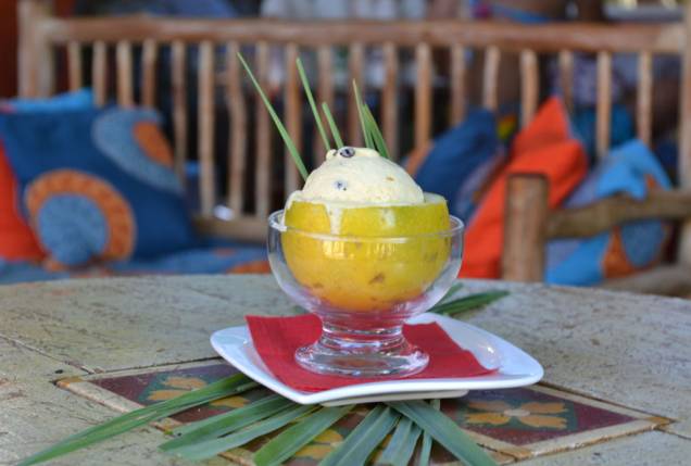 O sorvete de capim-santo e maracujá vem na casca da fruta na <strong><a href="https://viajeaqui.abril.com.br/estabelecimentos/br-ba-itacare-restaurante-gelato-gula" rel="Gelato Gula" target="_blank">Gelato Gula</a></strong>, em <a href="https://viajeaqui.abril.com.br/cidades/br-ba-itacare" rel="Itacaré" target="_blank">Itacaré</a> (BA) O sorvete de capim-santo e maracujá vem na casca da fruta na <strong><a href="https://viajeaqui.abril.com.br/estabelecimentos/br-ba-itacare-restaurante-gelato-gula" rel="Gelato Gula" target="_blank">Gelato Gula</a></strong>, em <a href="https://viajeaqui.abril.com.br/cidades/br-ba-itacare" rel="Itacaré" target="_blank">Itacaré</a> (BA)