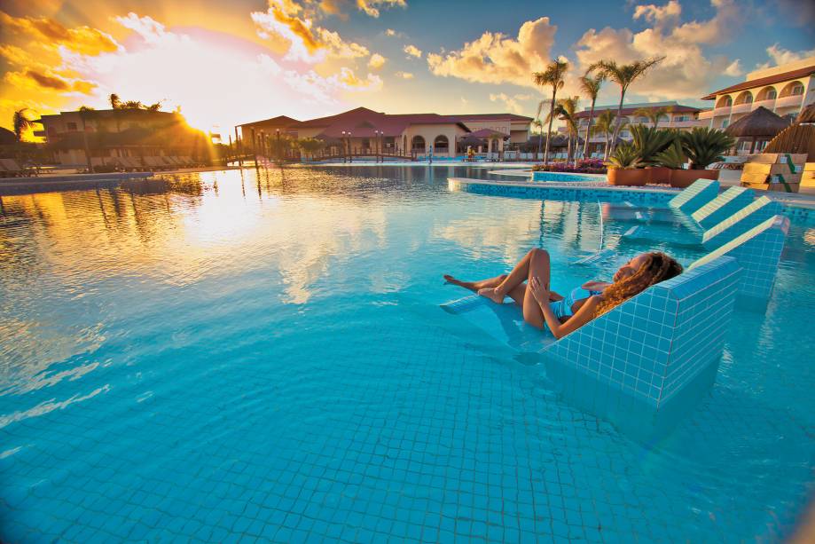 Piscina do Grand Palladium Imbassaí, o novo all-inclusive da Linha Verde, na Bahia