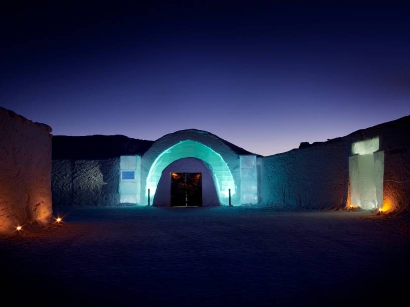 Entrada do Ice Hotel na temporada 2010/11 Entrada do Ice Hotel na temporada 2010/11