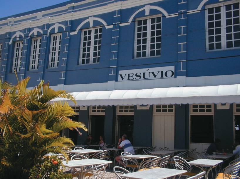 O bar Vesúvio, celebrizado no romance "Gabriela Cravo e Canela" promove uma encenação do livro, às terças, 21h