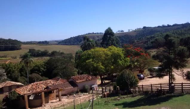 Por ser uma cidade com atividade turística bem movimentada, São Tomé é repleta de hotéis, pousadas e bons restaurantes, que servem comida mineira e opções como pizza e truta na pedra Por ser uma cidade com atividade turística bem movimentada, São Tomé é repleta de hotéis, pousadas e bons restaurantes, que servem comida mineira e opções como pizza e truta na pedra