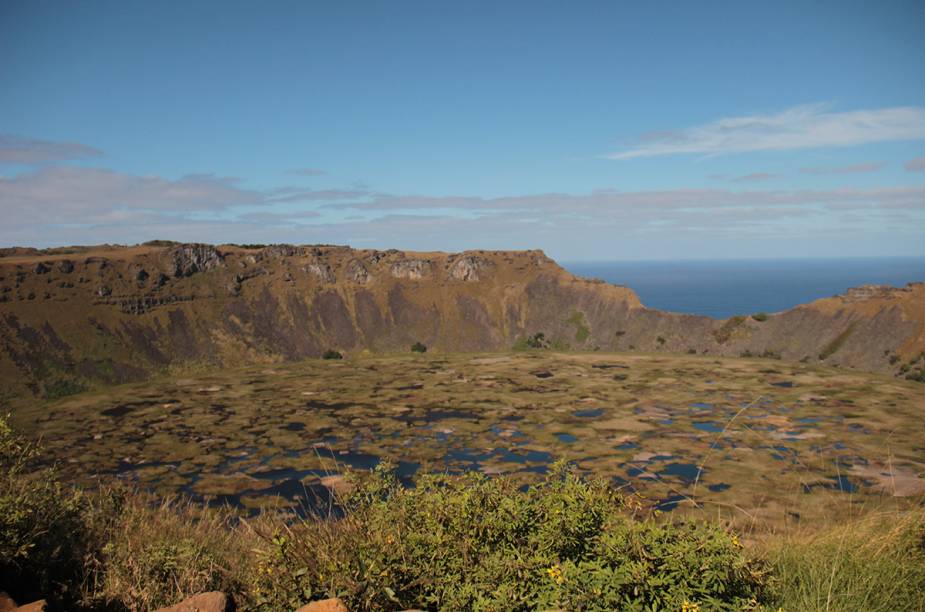 <strong><a href="https://viajeaqui.abril.com.br/cidades/chile-ilha-de-pascoa" rel="Ilha de Páscoa" target="_blank">Ilha de Páscoa</a> - <a href="https://viajeaqui.abril.com.br/paises/chile" rel="Chile" target="_blank">Chile</a></strong> Clique do Calle America do vulcão Orongo, outro ícone da Ilha de Páscoa <strong><a href="https://viajeaqui.abril.com.br/cidades/chile-ilha-de-pascoa" rel="Ilha de Páscoa" target="_blank">Ilha de Páscoa</a> - <a href="https://viajeaqui.abril.com.br/paises/chile" rel="Chile" target="_blank">Chile</a></strong> Clique do Calle America do vulcão Orongo, outro ícone da Ilha de Páscoa