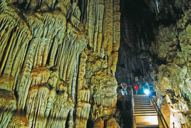 Interior da Caverna do Diabo, no Parque Estadual de Jacupiranga Interior da Caverna do Diabo, no Parque Estadual de Jacupiranga