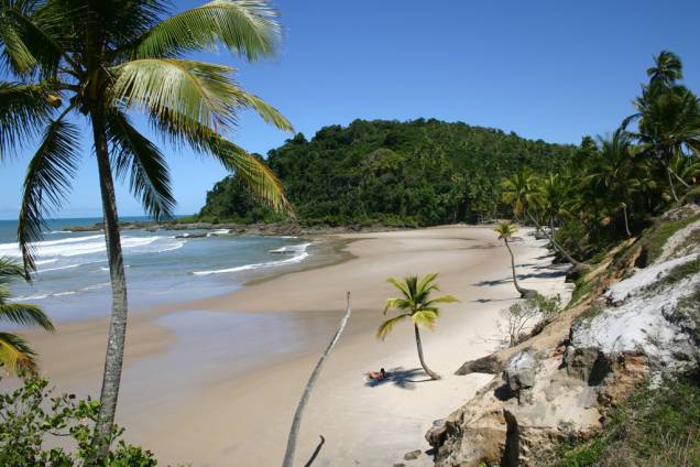 <strong>8. <a href="https://viajeaqui.abril.com.br/estabelecimentos/br-ba-itacare-atracao-praia-engenhoca" target="_blank" rel="noopener">Praia Engenhoca</a> – <a href="https://viajeaqui.abril.com.br/cidades/br-ba-itacare" target="_blank" rel="noopener">Itacaré (BA)</a></strong>Point de surfistas, tem boas ondas. Chega-se a ela com a mesma trilha (cerca de 30 minutos) que leva até a praia de Havaizinho, que está na metade do caminho. <a href="https://www.booking.com/searchresults.pt-br.html?aid=332455&lang=pt-br&sid=eedbe6de09e709d664615ac6f1b39a5d&sb=1&src=searchresults&src_elem=sb&error_url=https%3A%2F%2Fwww.booking.com%2Fsearchresults.pt-br.html%3Faid%3D332455%3Bsid%3Deedbe6de09e709d664615ac6f1b39a5d%3Bcity%3D-628085%3Bclass_interval%3D1%3Bdest_id%3D-647482%3Bdest_type%3Dcity%3Bdtdisc%3D0%3Bfrom_sf%3D1%3Bgroup_adults%3D2%3Bgroup_children%3D0%3Binac%3D0%3Bindex_postcard%3D0%3Blabel_click%3Dundef%3Bno_rooms%3D1%3Boffset%3D0%3Bpostcard%3D0%3Braw_dest_type%3Dcity%3Broom1%3DA%252CA%3Bsb_price_type%3Dtotal%3Bsearch_selected%3D1%3Bsrc%3Dsearchresults%3Bsrc_elem%3Dsb%3Bss%3DItacar%25C3%25A9%252C%2520%25E2%2580%258BBahia%252C%2520%25E2%2580%258BBrasil%3Bss_all%3D0%3Bss_raw%3DItacar%25C3%25A9%3Bssb%3Dempty%3Bsshis%3D0%3Bssne_untouched%3DBarra%2520Grande%26%3B&ss=Praia+da+Engenhoca%2C+%E2%80%8BItacar%C3%A9%2C+%E2%80%8BBahia%2C+%E2%80%8BBrasil&ssne=Itacar%C3%A9&ssne_untouched=Itacar%C3%A9&city=-647482&checkin_monthday=&checkin_month=&checkin_year=&checkout_monthday=&checkout_month=&checkout_year=&no_rooms=1&group_adults=2&group_children=0&from_sf=1&ss_raw=Praia+Engenhoca&ac_position=0&ac_langcode=xb&dest_id=256134&dest_type=landmark&search_pageview_id=22dc82426edd0038&search_selected=true&search_pageview_id=22dc82426edd0038&ac_suggestion_list_length=1&ac_suggestion_theme_list_length=0" target="_blank" rel="noopener"><em>Busque hospedagens na Praia Engenhoca no Booking.com</em></a> <strong>8. <a href="https://viajeaqui.abril.com.br/estabelecimentos/br-ba-itacare-atracao-praia-engenhoca" target="_blank" rel="noopener">Praia Engenhoca</a> – <a href="https://viajeaqui.abril.com.br/cidades/br-ba-itacare" target="_blank" rel="noopener">Itacaré (BA)</a></strong>Point de surfistas, tem boas ondas. Chega-se a ela com a mesma trilha (cerca de 30 minutos) que leva até a praia de Havaizinho, que está na metade do caminho. <a href="https://www.booking.com/searchresults.pt-br.html?aid=332455&lang=pt-br&sid=eedbe6de09e709d664615ac6f1b39a5d&sb=1&src=searchresults&src_elem=sb&error_url=https%3A%2F%2Fwww.booking.com%2Fsearchresults.pt-br.html%3Faid%3D332455%3Bsid%3Deedbe6de09e709d664615ac6f1b39a5d%3Bcity%3D-628085%3Bclass_interval%3D1%3Bdest_id%3D-647482%3Bdest_type%3Dcity%3Bdtdisc%3D0%3Bfrom_sf%3D1%3Bgroup_adults%3D2%3Bgroup_children%3D0%3Binac%3D0%3Bindex_postcard%3D0%3Blabel_click%3Dundef%3Bno_rooms%3D1%3Boffset%3D0%3Bpostcard%3D0%3Braw_dest_type%3Dcity%3Broom1%3DA%252CA%3Bsb_price_type%3Dtotal%3Bsearch_selected%3D1%3Bsrc%3Dsearchresults%3Bsrc_elem%3Dsb%3Bss%3DItacar%25C3%25A9%252C%2520%25E2%2580%258BBahia%252C%2520%25E2%2580%258BBrasil%3Bss_all%3D0%3Bss_raw%3DItacar%25C3%25A9%3Bssb%3Dempty%3Bsshis%3D0%3Bssne_untouched%3DBarra%2520Grande%26%3B&ss=Praia+da+Engenhoca%2C+%E2%80%8BItacar%C3%A9%2C+%E2%80%8BBahia%2C+%E2%80%8BBrasil&ssne=Itacar%C3%A9&ssne_untouched=Itacar%C3%A9&city=-647482&checkin_monthday=&checkin_month=&checkin_year=&checkout_monthday=&checkout_month=&checkout_year=&no_rooms=1&group_adults=2&group_children=0&from_sf=1&ss_raw=Praia+Engenhoca&ac_position=0&ac_langcode=xb&dest_id=256134&dest_type=landmark&search_pageview_id=22dc82426edd0038&search_selected=true&search_pageview_id=22dc82426edd0038&ac_suggestion_list_length=1&ac_suggestion_theme_list_length=0" target="_blank" rel="noopener"><em>Busque hospedagens na Praia Engenhoca no Booking.com</em></a>