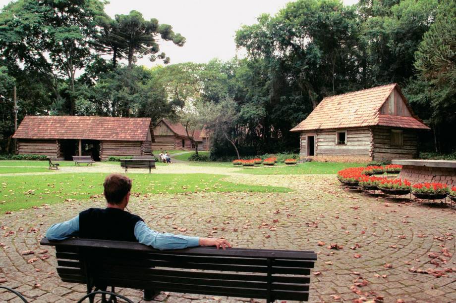 O Bosque do Papa foi inaugurado depois da visita de João Paulo II a Curitiba, em 1980, e abriga um museu sobre a imigração polonesa