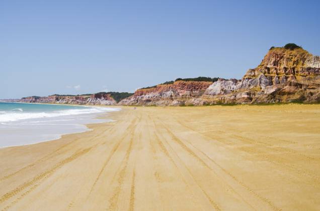 Nada menos que linda, <strong><a href="https://viajeaqui.abril.com.br/cidades/br-al-maceio" rel="Maceió" target="_self">Maceió</a></strong>, capital de <strong><a href="https://viajeaqui.abril.com.br/estados/br-alagoas" rel="Alagoas" target="_self">Alagoas</a></strong>, concentra algumas das mais belas praias do Nordeste, além de figurar entre os destinos favoritos dos turistas que visitam a região Nada menos que linda, <strong><a href="https://viajeaqui.abril.com.br/cidades/br-al-maceio" rel="Maceió" target="_self">Maceió</a></strong>, capital de <strong><a href="https://viajeaqui.abril.com.br/estados/br-alagoas" rel="Alagoas" target="_self">Alagoas</a></strong>, concentra algumas das mais belas praias do Nordeste, além de figurar entre os destinos favoritos dos turistas que visitam a região