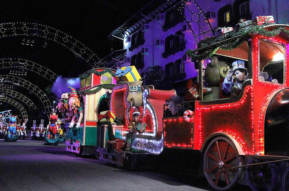 Trenzinho no Grande Desfile de Natal