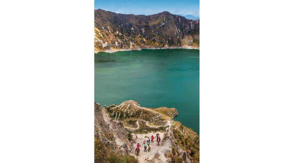 O curto mas muito duro caminho que leva à Laguna Quilotoa