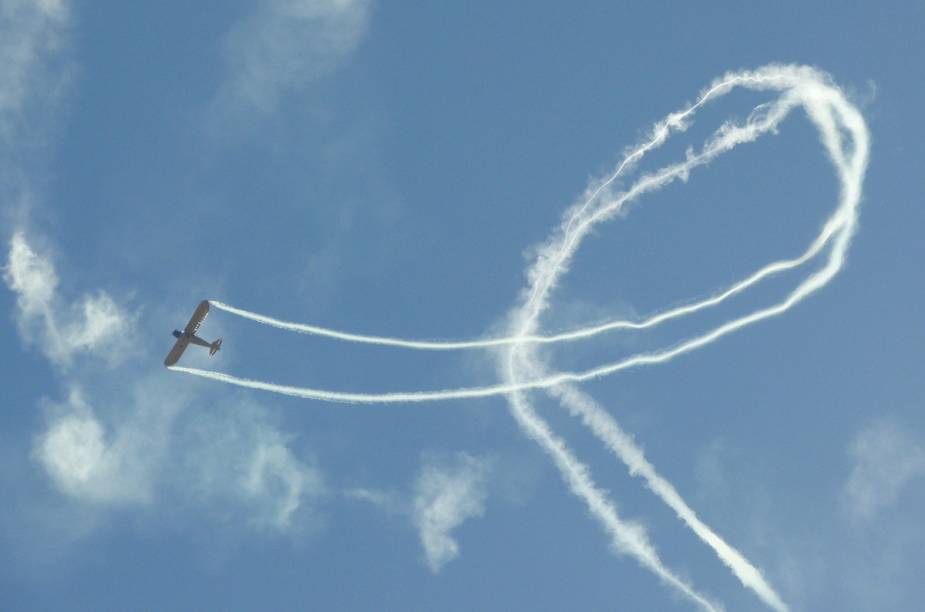 Manobras arriscadas eram feitas no espaço aéreo da cidade de Melbourne, na costa leste da Flórida