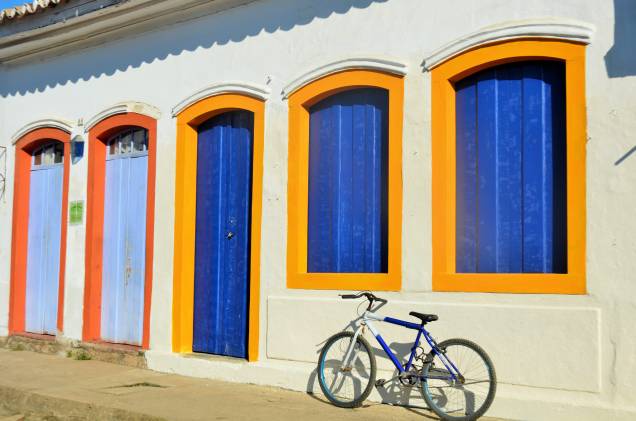 <strong><a href="https://viajeaqui.abril.com.br/cidades/br-rj-paraty" rel="Paraty" target="_blank">Paraty</a>, <a href="https://viajeaqui.abril.com.br/estados/br-rio-de-janeiro" rel="Rio de Janeiro" target="_blank">Rio de Janeiro</a></strong> Reconhece? Essas simpatias supercoloridas são a cara da cidade! <strong><a href="https://viajeaqui.abril.com.br/cidades/br-rj-paraty" rel="Paraty" target="_blank">Paraty</a>, <a href="https://viajeaqui.abril.com.br/estados/br-rio-de-janeiro" rel="Rio de Janeiro" target="_blank">Rio de Janeiro</a></strong> Reconhece? Essas simpatias supercoloridas são a cara da cidade!