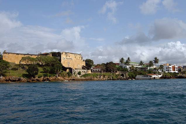 <strong>Forte Jesus de Mombassa (Quênia)</strong><br />Erguido pelos portugueses entre 1599 e 1596, o Forte de Jesus Mombassa é uma das construções militares mais bem preservadas do mundo segundo a Unesco <strong>Forte Jesus de Mombassa (Quênia)</strong><br />Erguido pelos portugueses entre 1599 e 1596, o Forte de Jesus Mombassa é uma das construções militares mais bem preservadas do mundo segundo a Unesco