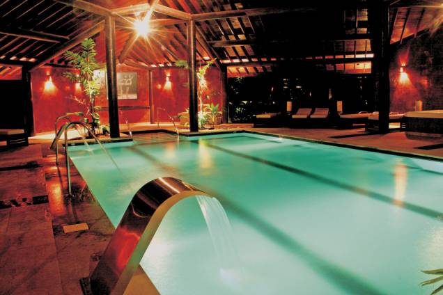 Piscina do Spa Satsanga, no Vila Galé Mares Resort, Guarajuba, Bahia Piscina do Spa Satsanga, no Vila Galé Mares Resort, Guarajuba, Bahia