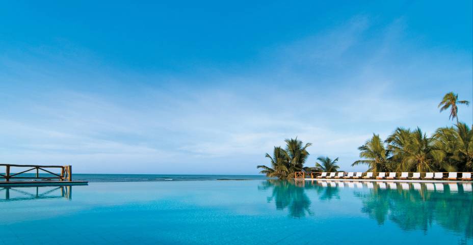 <strong>Tivoli Ecoresort Praia do Forte, na Praia do Forte (BA)</strong> Seguindo a filosofia da sustentabilidade, os espaços foram planejados para promover a integração do hóspede com a natureza. <em><a href="https://www.booking.com/hotel/br/praia-do-forte-ecoresort.pt-br.html?aid=332455;sid=605c56653290b80351df808102ac423d;dest_id=900040140;dest_type=city;dist=0;group_adults=2;hapos=1;hpos=1;room1=A%2CA;sb_price_type=total;srepoch=1533661304;srfid=1024e163dc3ef8f732e7c2da09054521ad9b3f4bX1;srpvid=3de277bb149401d6;type=total;ucfs=1&#hotelTmpl" target="_blank" rel="noopener">Reserve sua estadia no Tivoli Ecoresort Praia do Forte</a></em>