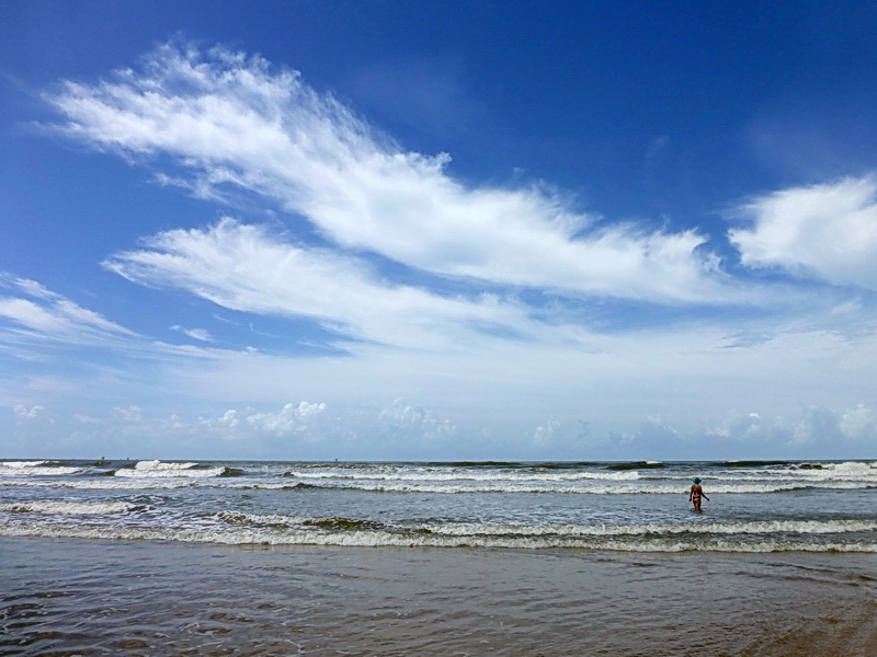 <strong><a href="https://viajeaqui.abril.com.br/estabelecimentos/br-se-aracaju-atracao-praia-do-refugio" target="_blank">Refúgio</a> – <a href="https://viajeaqui.abril.com.br/cidades/br-se-aracaju" target="_blank">Aracaju (SE)</a></strong> <strong><a href="https://viajeaqui.abril.com.br/estabelecimentos/br-se-aracaju-atracao-praia-do-refugio" target="_blank">Refúgio</a> – <a href="https://viajeaqui.abril.com.br/cidades/br-se-aracaju" target="_blank">Aracaju (SE)</a></strong>