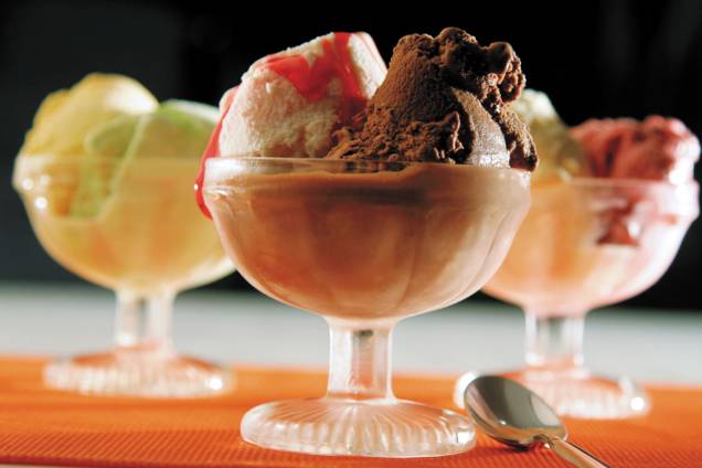 A taça de sorvete de frutas vermelhas e pistache da <strong><a href="https://viajeaqui.abril.com.br/estabelecimentos/br-pe-recife-restaurante-italian-freddo" rel="Italian Freddo" target="_blank">Italian Freddo</a></strong>, em <a href="https://viajeaqui.abril.com.br/cidades/br-pe-recife" rel="Recife" target="_blank">Recife</a>, dá água na boca. Não é para menos: os sabores são produzidos com igredientes importados A taça de sorvete de frutas vermelhas e pistache da <strong><a href="https://viajeaqui.abril.com.br/estabelecimentos/br-pe-recife-restaurante-italian-freddo" rel="Italian Freddo" target="_blank">Italian Freddo</a></strong>, em <a href="https://viajeaqui.abril.com.br/cidades/br-pe-recife" rel="Recife" target="_blank">Recife</a>, dá água na boca. Não é para menos: os sabores são produzidos com igredientes importados