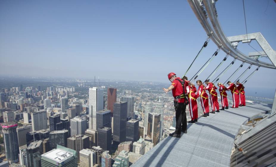 Uma experiência provocadora na CN Tower Uma experiência provocadora na CN Tower