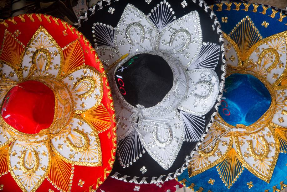 Arriba! Olé! A primeira coisa que vem à cabeça quando se pensa em <a href="https://viajeaqui.abril.com.br/paises/mexico" target="_blank">México</a> são os tocadores de mariachi, carregando seus violões, suas roupas coloridas e seus grandes sombreros. Impossível não querer levar um para casa, não é?