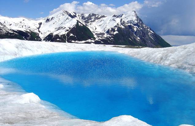 <strong>5. Wrangell St. Elias National Park and Preserve, no Alasca</strong> No que diz respeito à natureza selvagem, o Alasca está sempre um passo à frente. Disso Chris McCandles sabia bem! O monte que dá nome à reserva é simplesmente o segundo mais alto do país. <strong>5. Wrangell St. Elias National Park and Preserve, no Alasca</strong> No que diz respeito à natureza selvagem, o Alasca está sempre um passo à frente. Disso Chris McCandles sabia bem! O monte que dá nome à reserva é simplesmente o segundo mais alto do país.