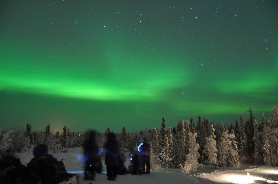<strong>Mackenzie, Canadá</strong>Bem ao norte do <a href="https://viajeaqui.abril.com.br/paises/canada" rel="Canadá" target="_blank">Canadá</a>, Mackenzie ocupava as divisões reais de Yukon, Territórios do Noroeste e Nunavut. Além de poços de petróleo, florestas boreais e reservas minerais, aqui fica a cidade de Yellowknife (foto). Este é um dos lugares mais frios e de clima mais imprevisível da América do Norte, mas ganhou fama por ser um dos melhores destinos do planeta para se apreciar o fenômeno da aurora boreal <strong>Mackenzie, Canadá</strong>Bem ao norte do <a href="https://viajeaqui.abril.com.br/paises/canada" rel="Canadá" target="_blank">Canadá</a>, Mackenzie ocupava as divisões reais de Yukon, Territórios do Noroeste e Nunavut. Além de poços de petróleo, florestas boreais e reservas minerais, aqui fica a cidade de Yellowknife (foto). Este é um dos lugares mais frios e de clima mais imprevisível da América do Norte, mas ganhou fama por ser um dos melhores destinos do planeta para se apreciar o fenômeno da aurora boreal